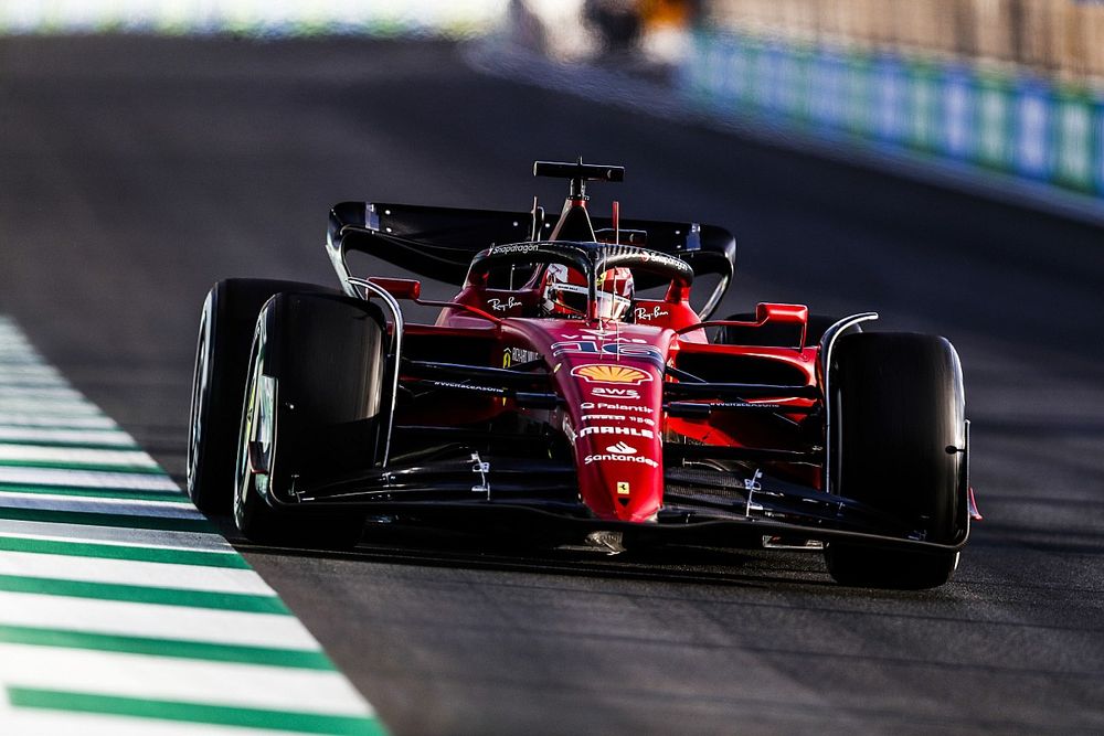 Новини: Ферари продължава с провалите си